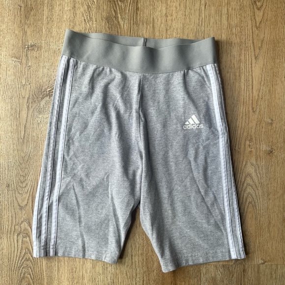 Adidas Gray 3-Stripes Biker Shorts Size S | Comfy Stretch Active Lounge - Picture 1 of 3
